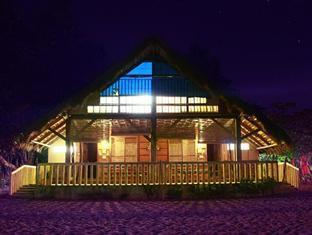 San Narciso Crystal Beach Resort מראה חיצוני תמונה